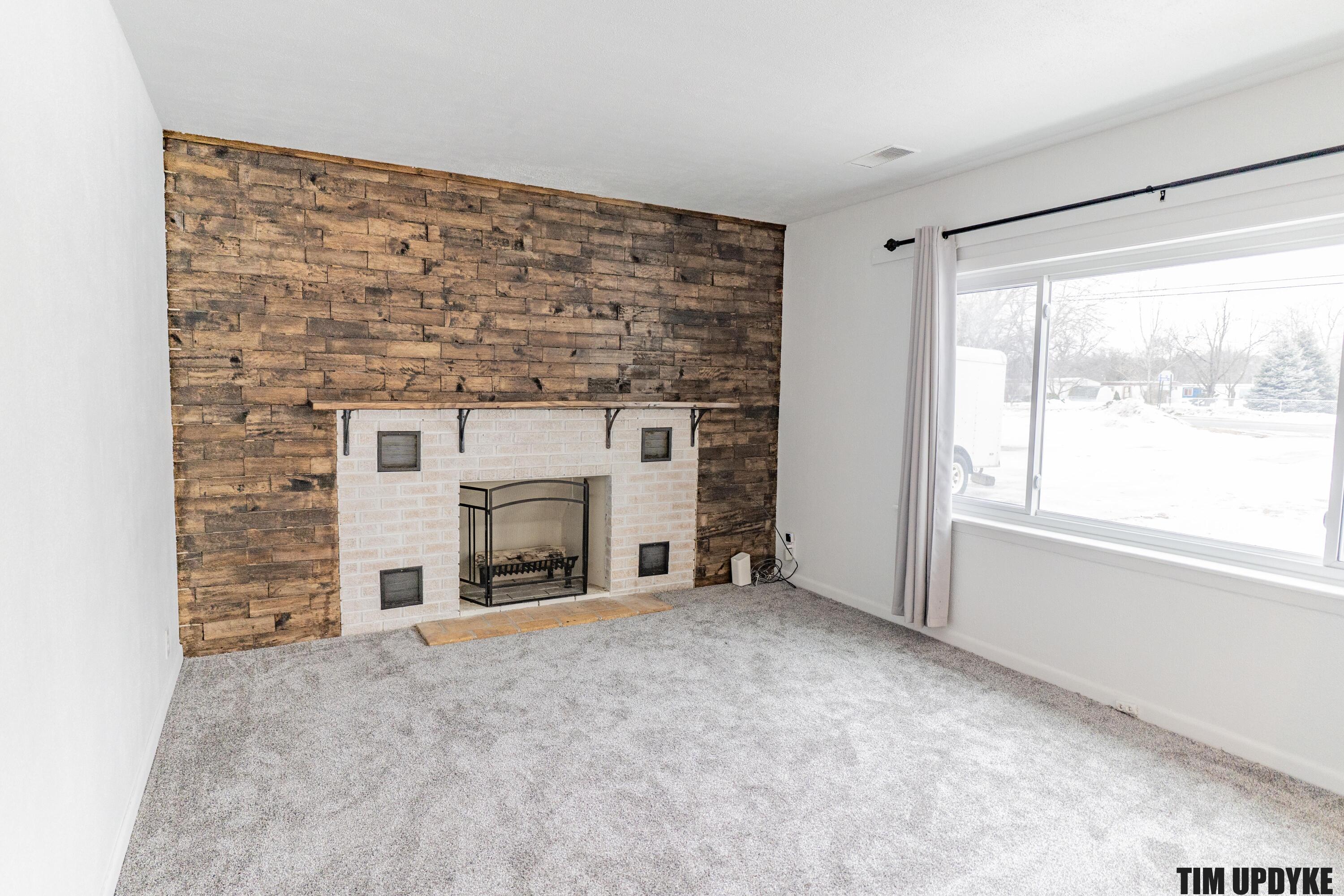 4015 Heights Ravenna Road Fruitport, MI 49415 - Photo 10 of 30 DSC05607