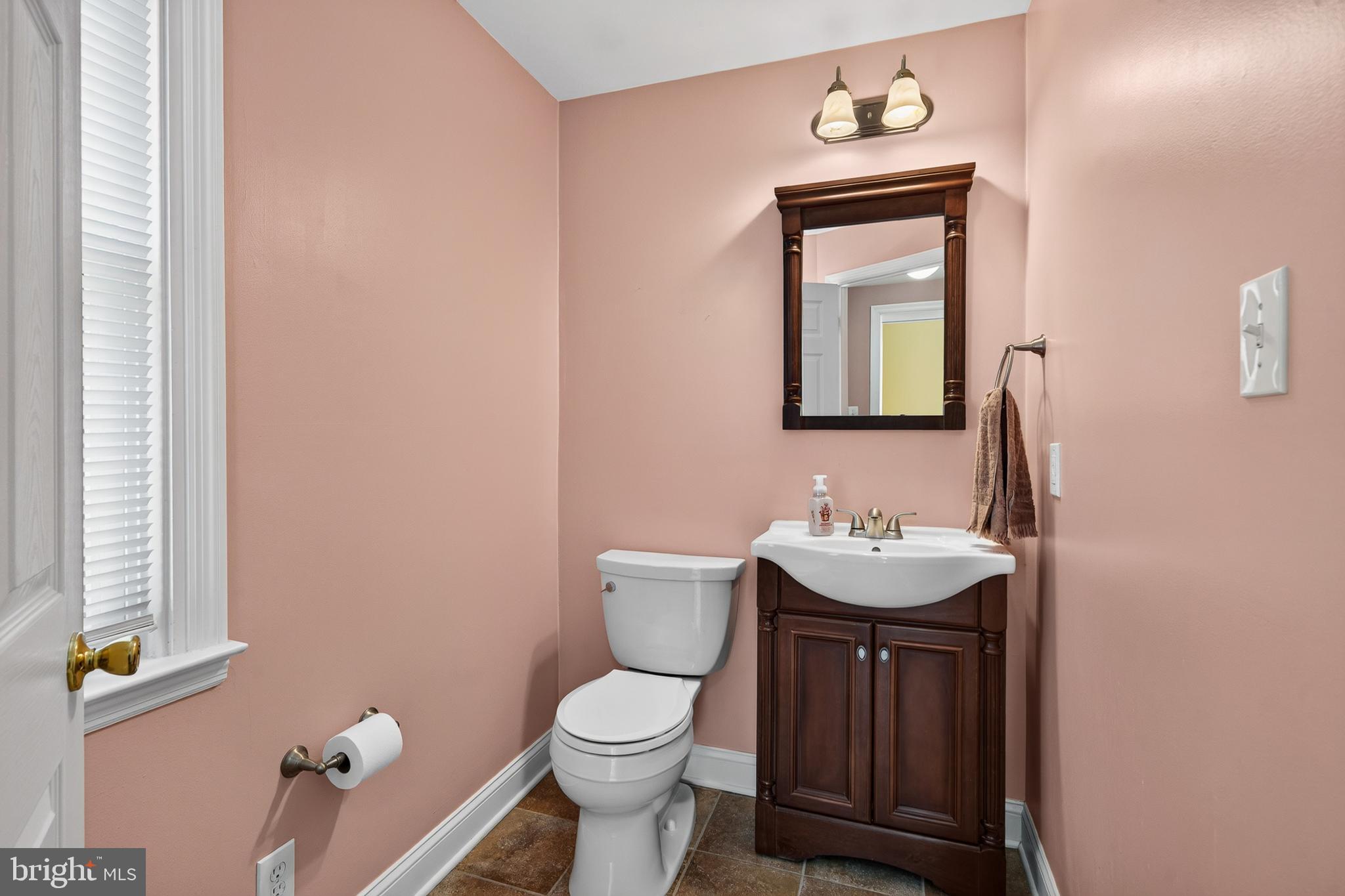 2741 Hillview Road Broomall, PA 19008 - Photo 28 of 80 Powder Room Entry Level