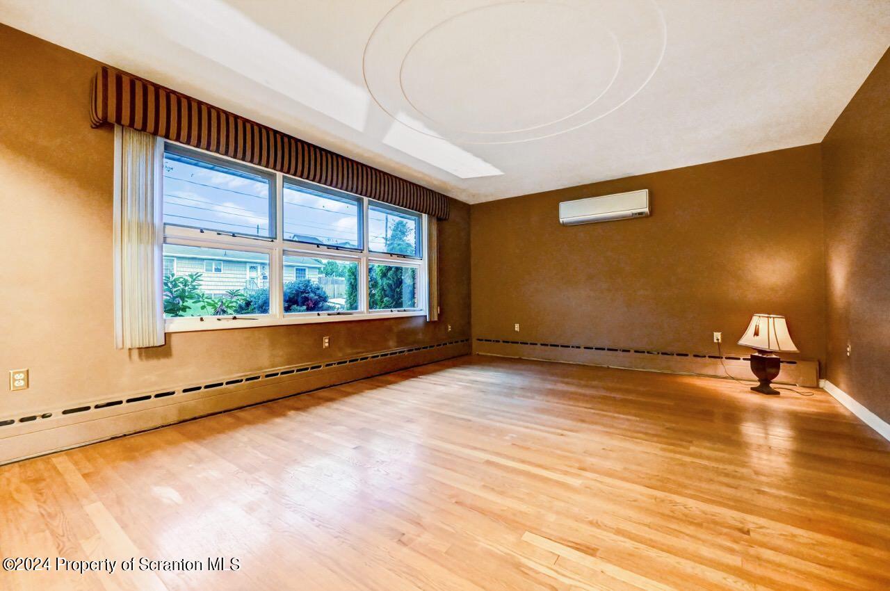 1014 Ridge Avenue Scranton, PA 18510 - Photo 7 of 64 Gallery Image 7