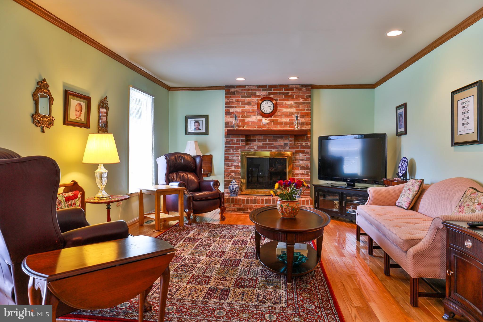 4401 Cottington Road Baltimore, MD 21236 - Photo 12 of 25 Family Room