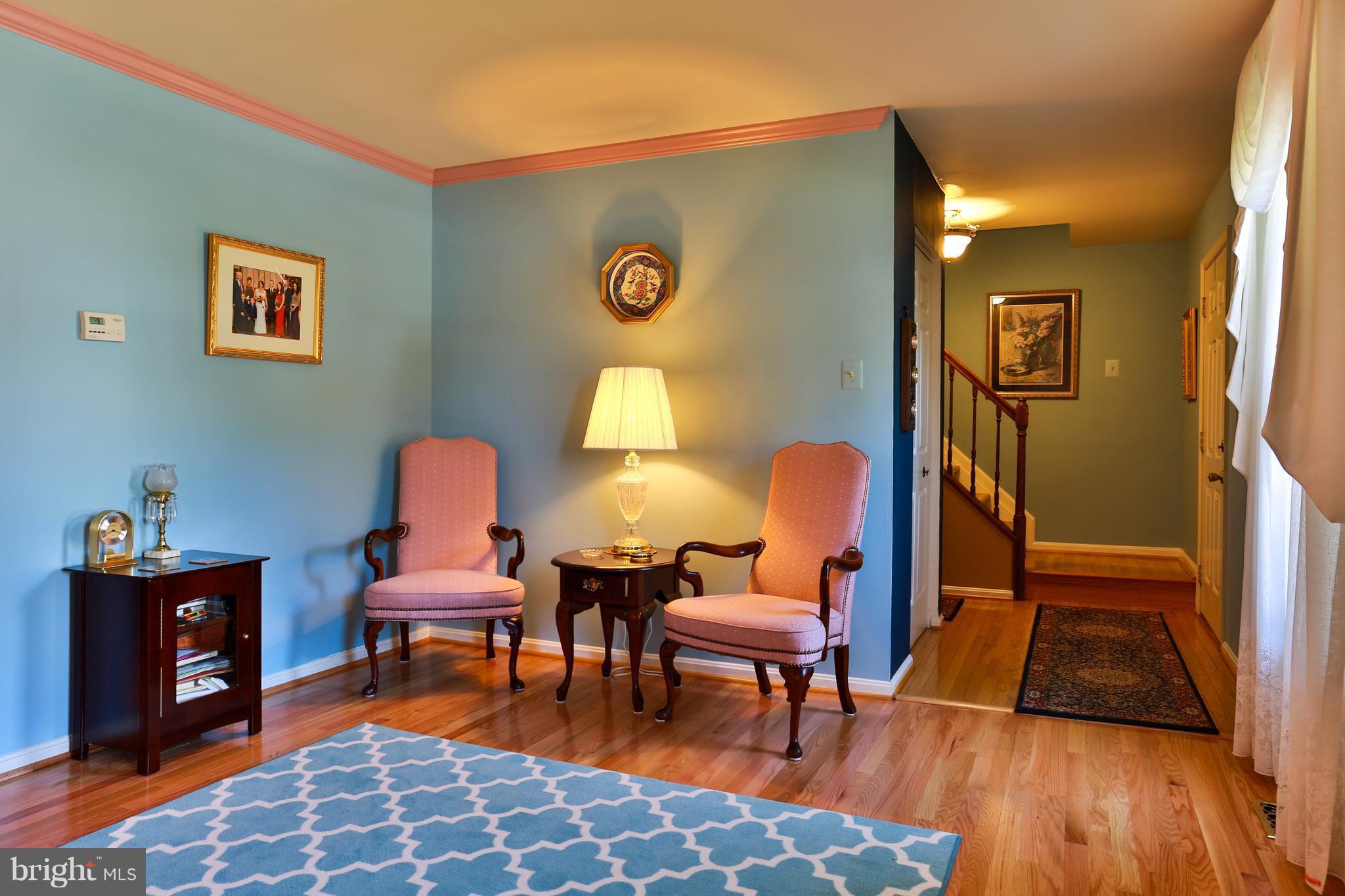 4401 Cottington Road Baltimore, MD 21236 - Photo 4 of 25 Living Room