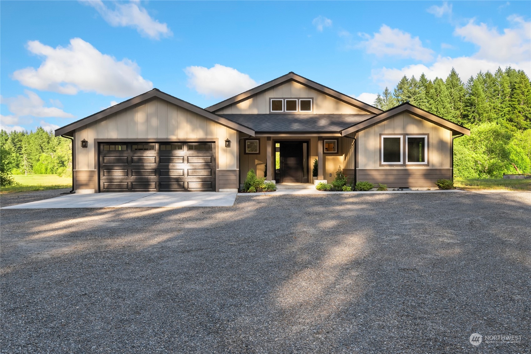 7226 Fairview Road Southwest Olympia, WA 98512 - Photo 3 of 35 Gallery Image 3