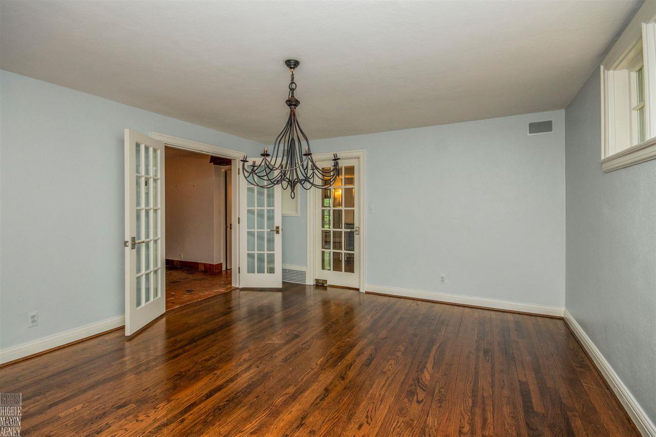 136 Linden Road Birmingham, MI 48009 - Photo 20 of 48 31349169-19.JPG