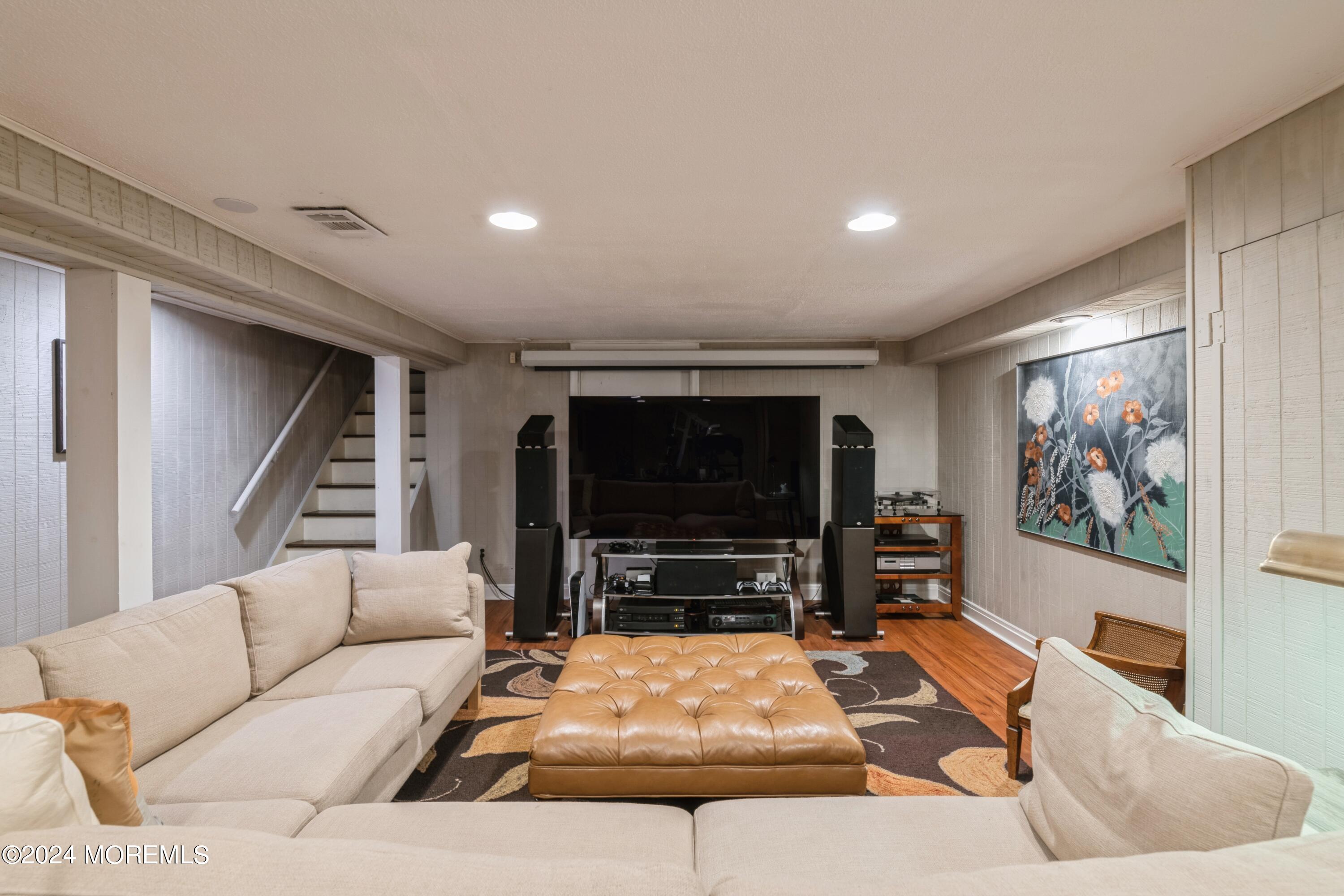 50 Centerville Road Holmdel, NJ 07733 - Photo 32 of 42 30_50CentervilleRd_2039_HiRes