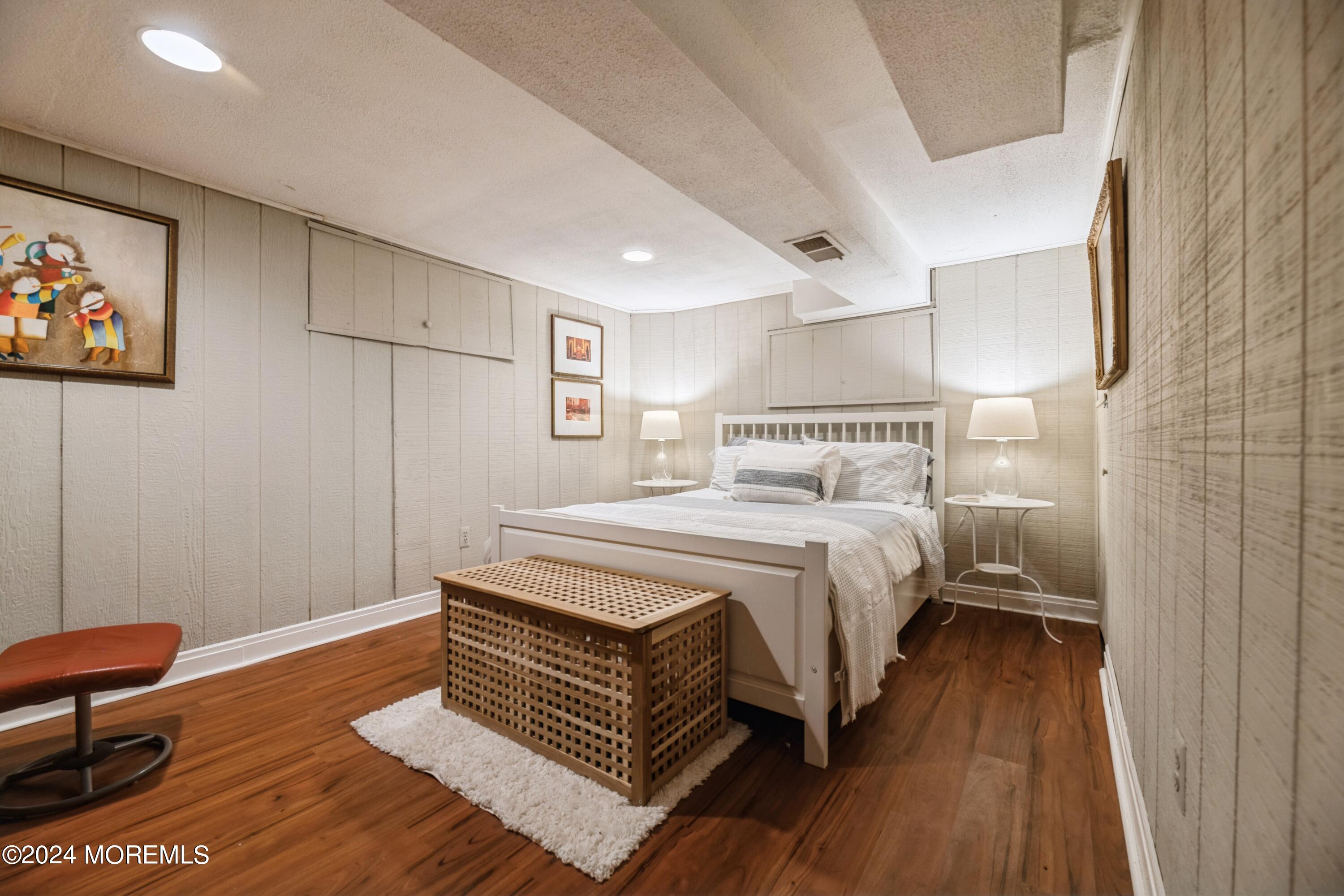 50 Centerville Road Holmdel, NJ 07733 - Photo 35 of 42 33_50CentervilleRd_2042_HiRes