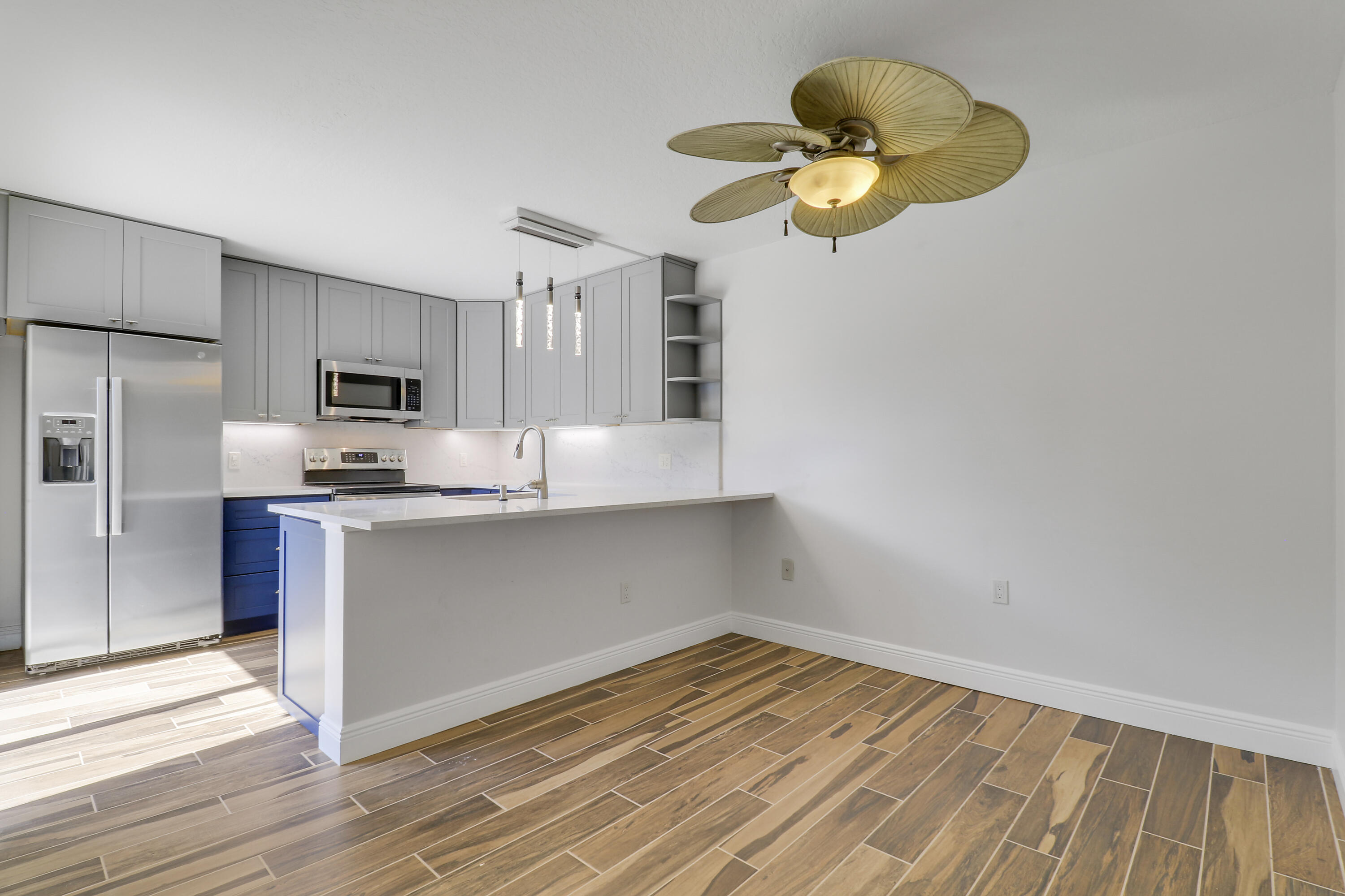 2324 23rd Court, Unit 55D Jupiter, FL 33477 - Photo 7 of 41 Kitchen