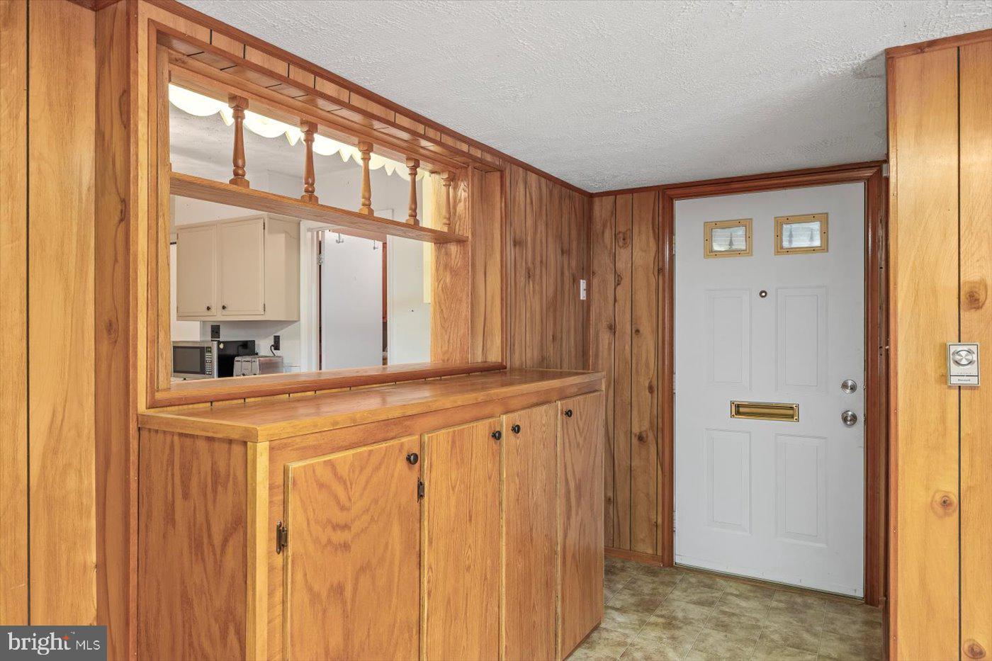 110 Longfield Road Colonial Beach, VA 22443 - Photo 19 of 40 a very nice looking room with a large window