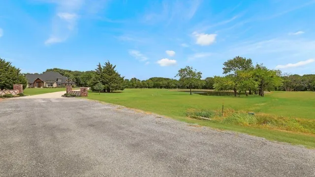 $239,000 | 334 Golf Walk Circle, Denison, TX 75020