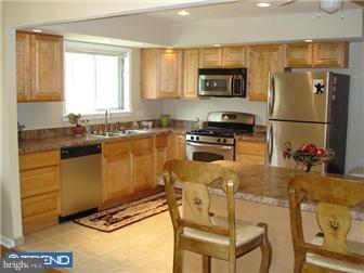 162 Valley Road Warrington, PA 18976 - Photo 3 of 12 Kitchen