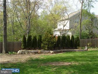 162 Valley Road Warrington, PA 18976 - Photo 10 of 12 Exterior Back