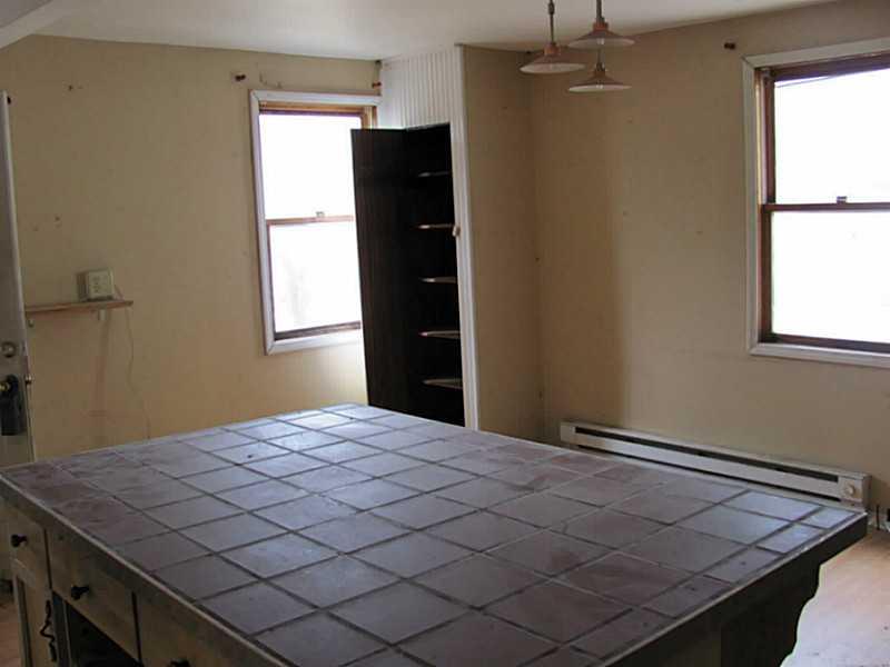 1226 Chicora Road Chicora, PA 16025 - Photo 5 of 10 Kitchen.