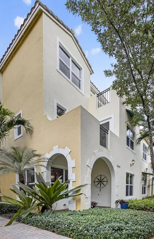 $750,000 | 12444 Northwest 17th Manor, Pembroke Pines, FL 33028