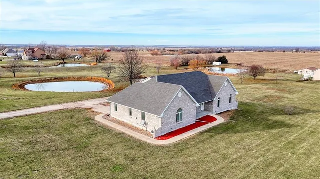 $489,900 | 1303 Southwest 500th Road, Holden, MO 64040