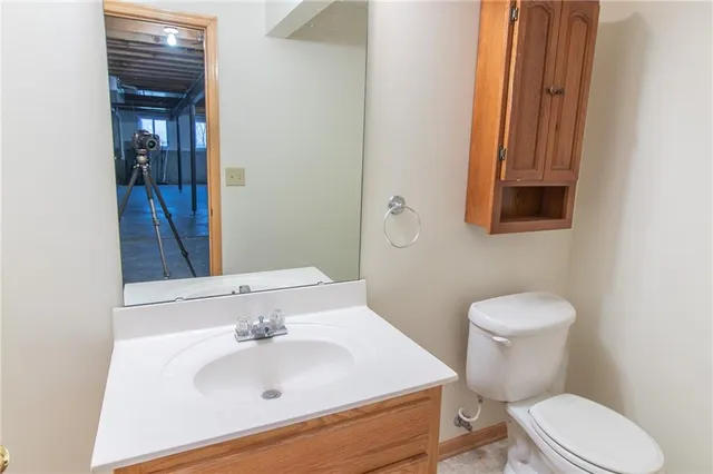 $489,900 | 1303 Southwest 500th Road, Holden, MO 64040