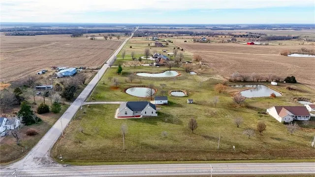 $489,900 | 1303 Southwest 500th Road, Holden, MO 64040