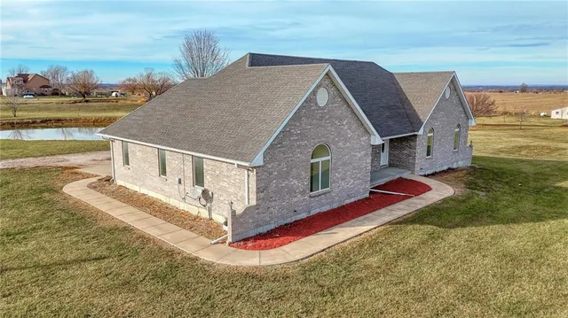 $489,900 | 1303 Southwest 500th Road, Holden, MO 64040