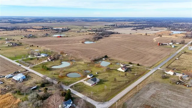 $489,900 | 1303 Southwest 500th Road, Holden, MO 64040