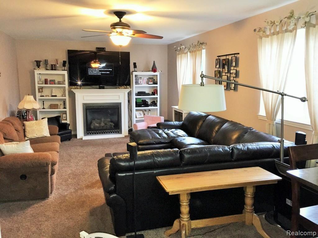 1748 Tamm Avenue Rochester Hills, MI 48309 - Photo 8 of 46