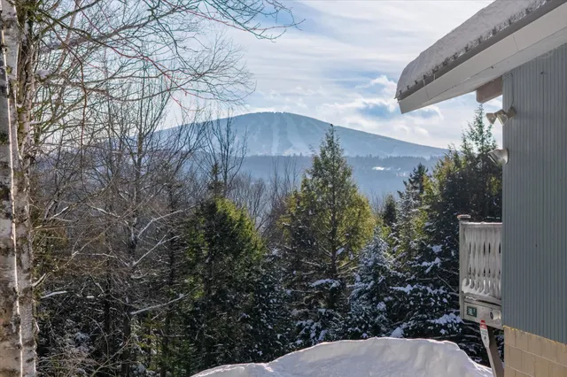 $735,000 | 5 Wall Street, Winhall, VT 05340