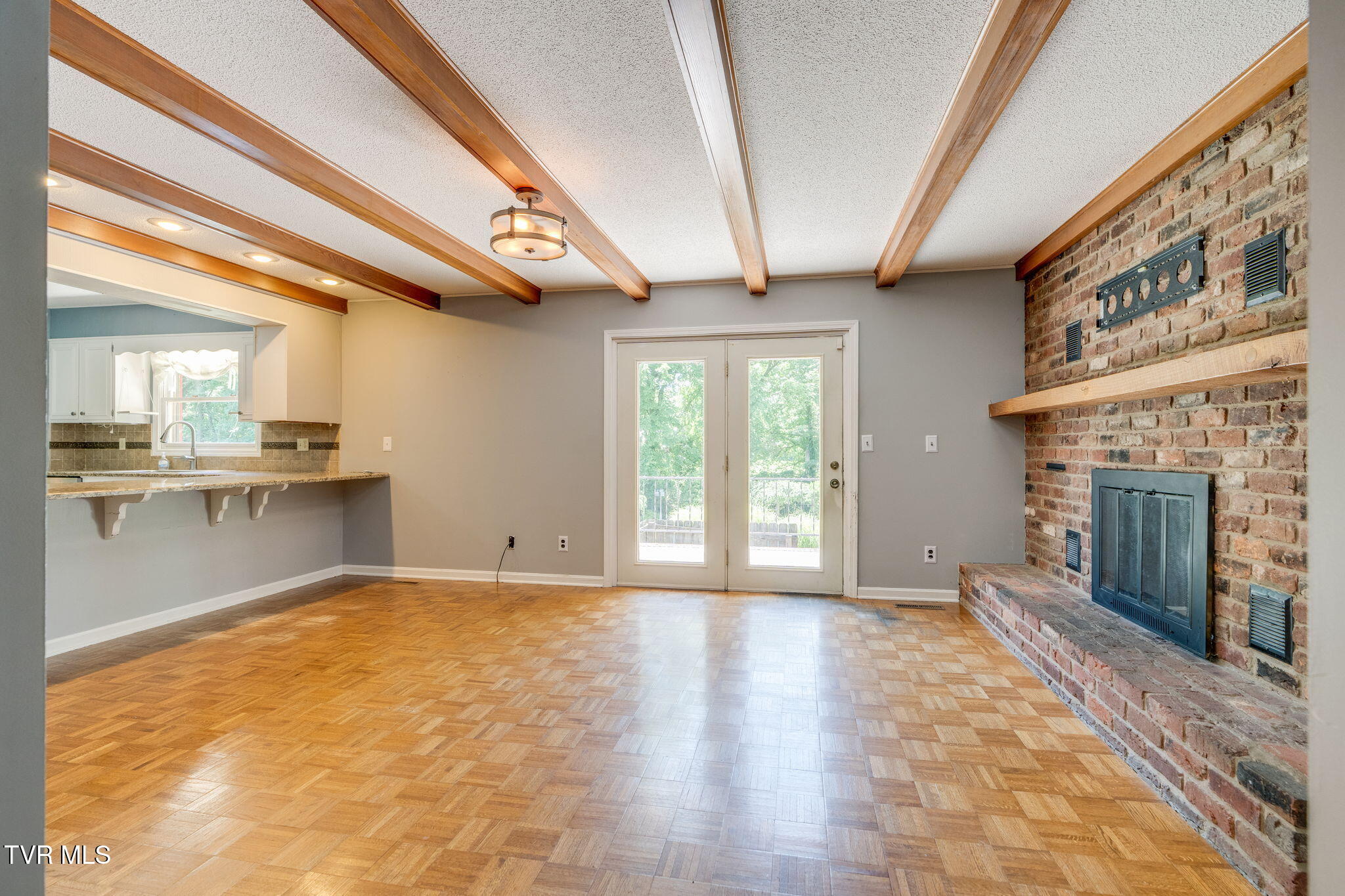 900 Jordan Road Elizabethton, TN 37643 - Photo 23 of 51 009