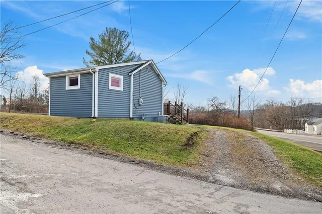 $159,000 | 28 McKinstry Hill Road, Apollo, PA 15613