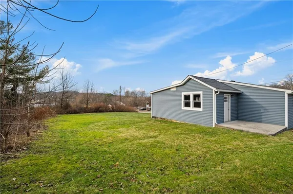 $125,000 | 28 McKinstry Hill Road, Apollo, PA 15613