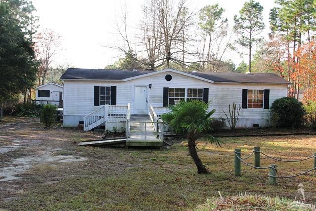 11 Sycamore Road Southport, NC 28461 - Photo 1 of 2 Primary Photo