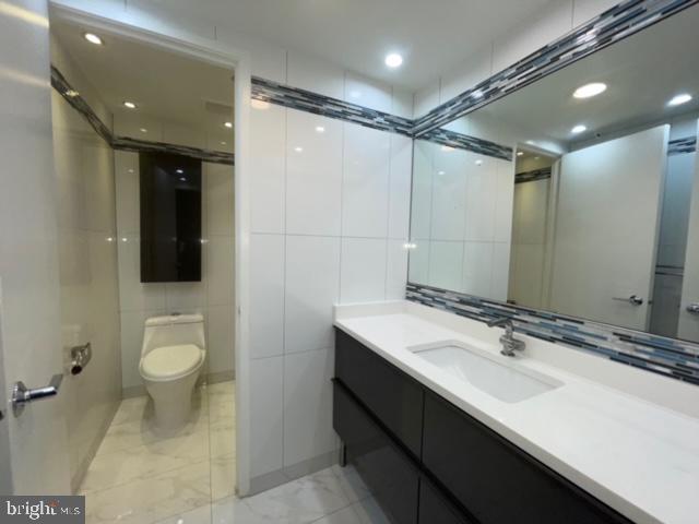 6101 Edsall Road, Unit 207 Alexandria, VA 22304 - Photo 20 of 41
