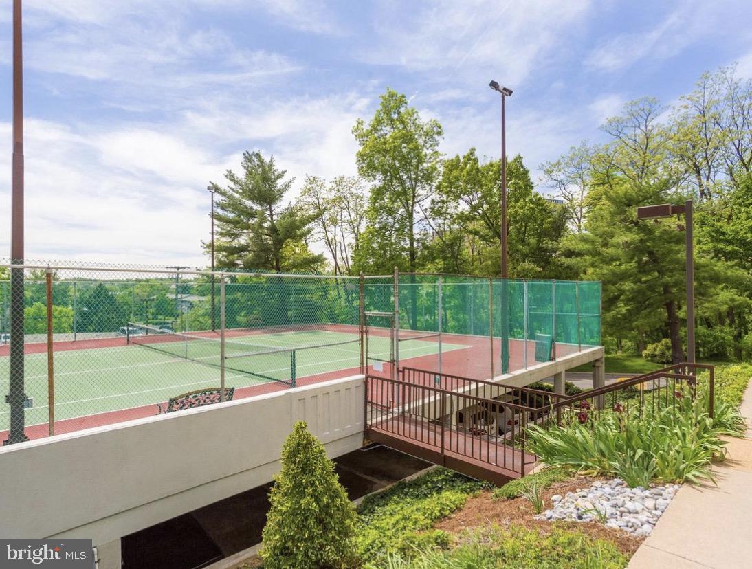 6101 Edsall Road, Unit 207 Alexandria, VA 22304 - Photo 30 of 41
