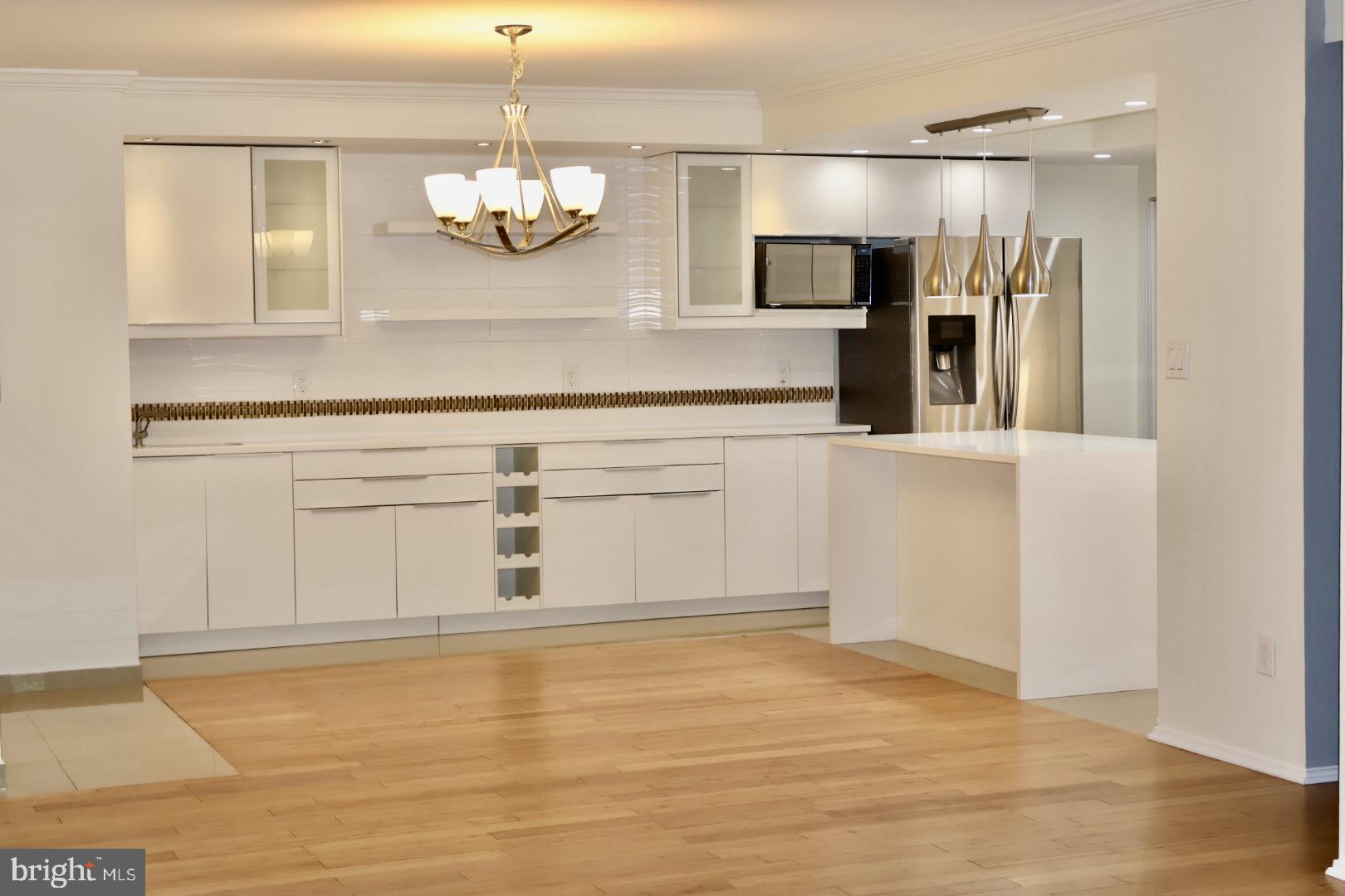 6101 Edsall Road, Unit 207 Alexandria, VA 22304 - Photo 10 of 41