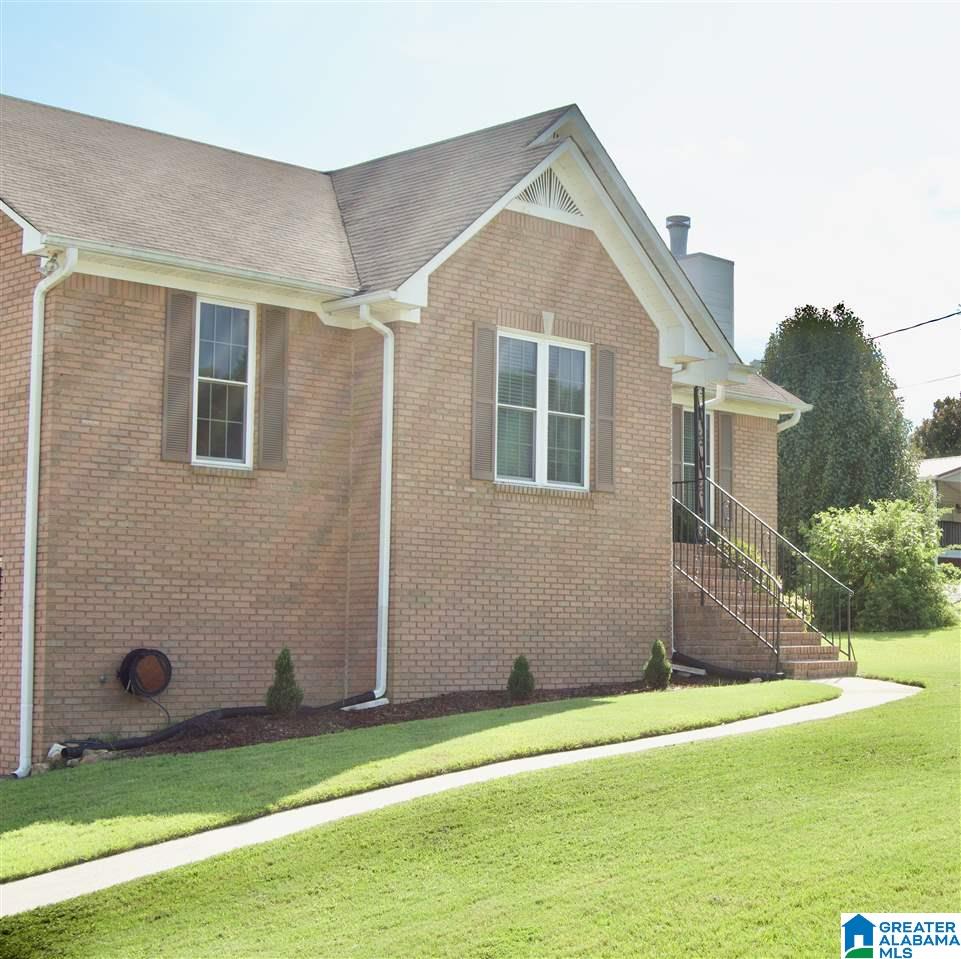 2151 Mahaffey Road Kimberly, AL 35091 - Photo 3 of 43