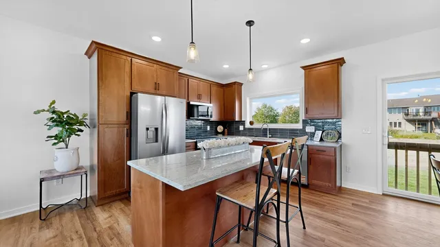 $479,900 | 239 Stonelake Drive Southeast, Rochester, MN 55904