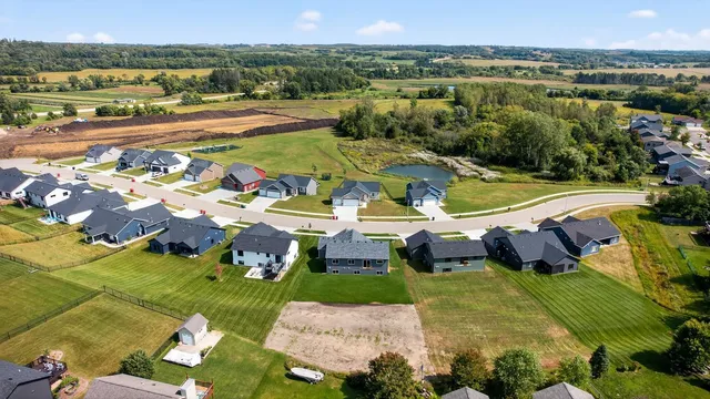 $479,900 | 239 Stonelake Drive Southeast, Rochester, MN 55904