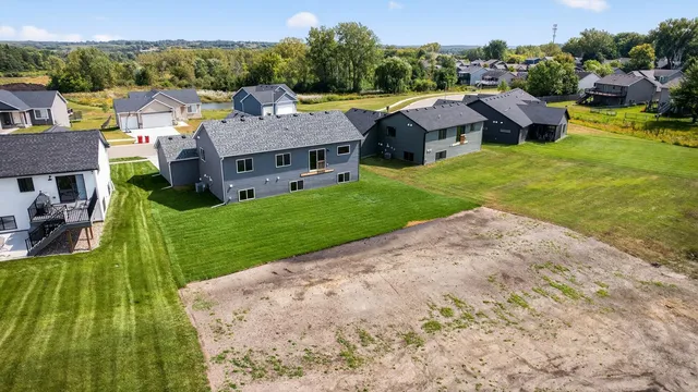 $479,900 | 239 Stonelake Drive Southeast, Rochester, MN 55904