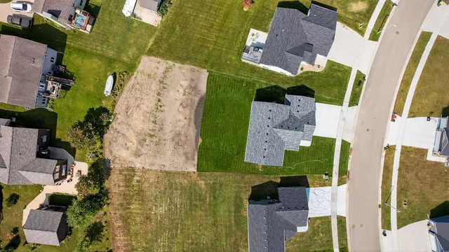 $479,900 | 239 Stonelake Drive Southeast, Rochester, MN 55904