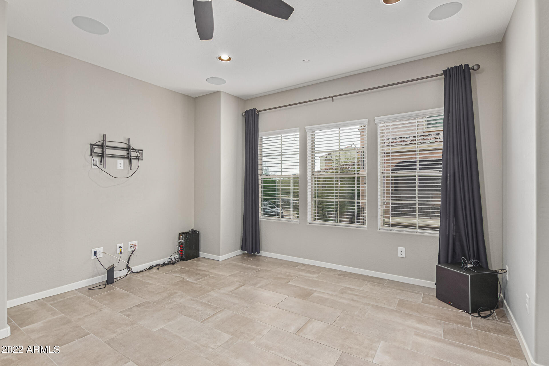 3935 East Rough Rider Road, Unit 1295 Phoenix, AZ 85050 - Photo 7 of 24
