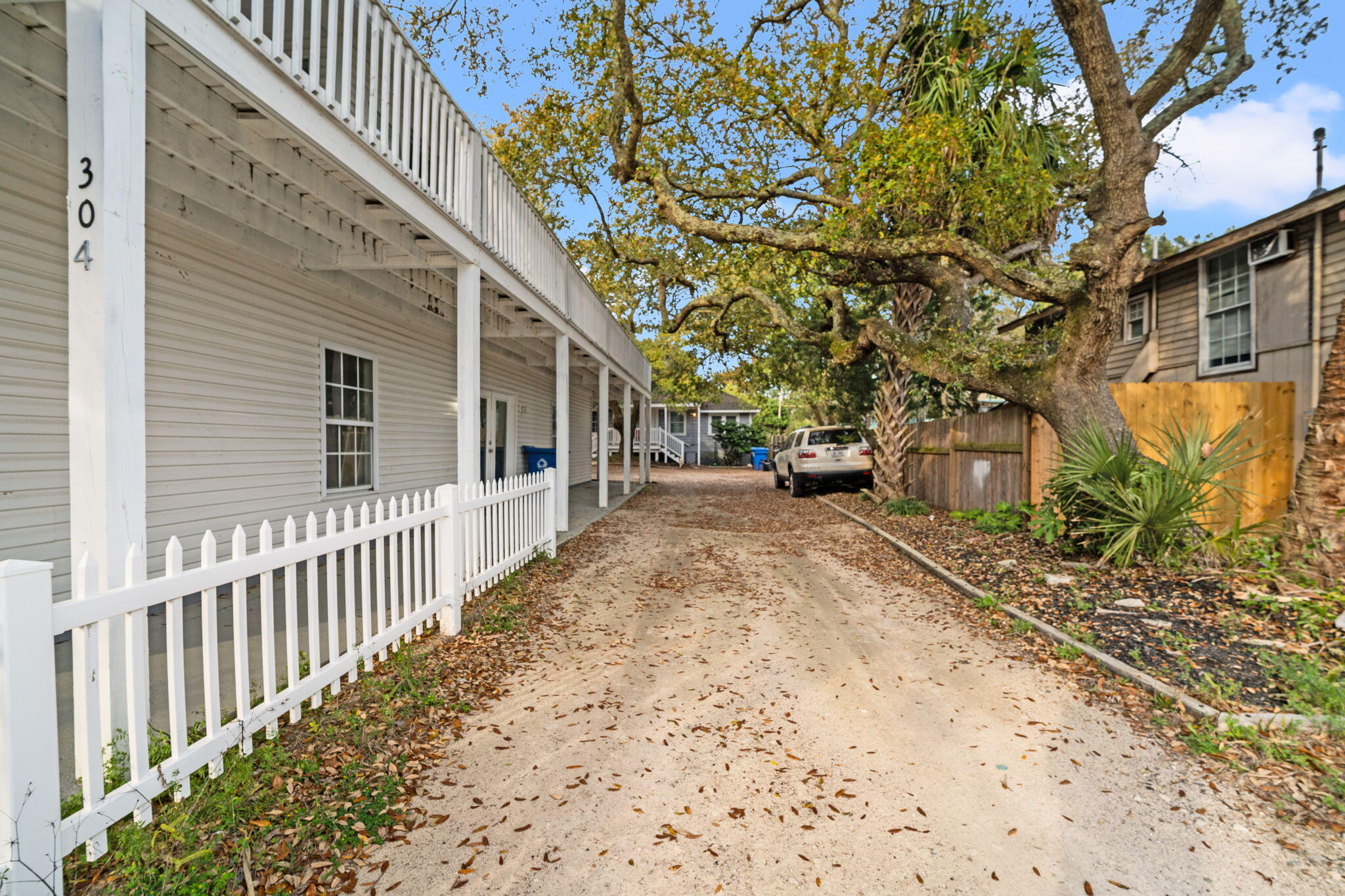 304 1st Avenue South Myrtle Beach, SC 29577 - Photo 4 of 28 3-web-or-mls-3