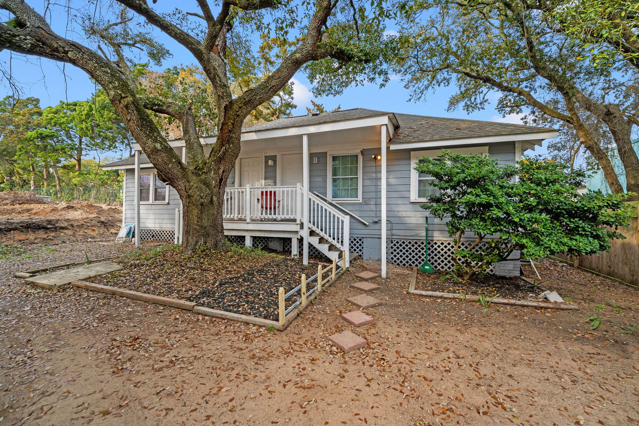 304 1st Avenue South Myrtle Beach, SC 29577 - Photo 7 of 28 6-web-or-mls-6
