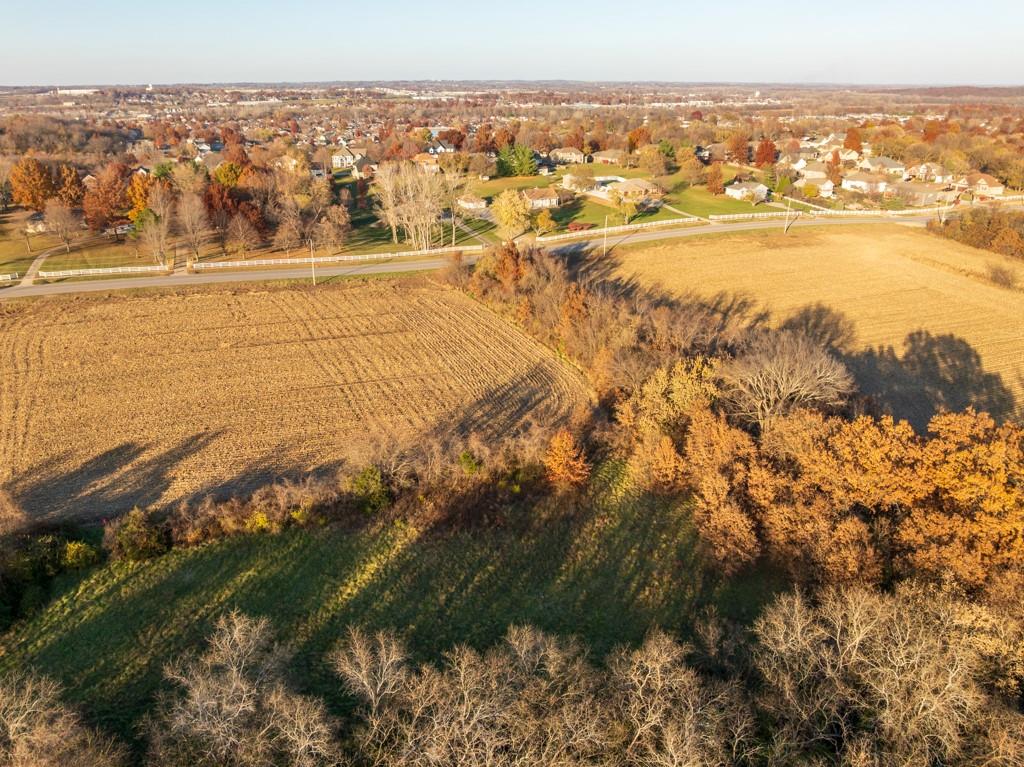 9 West Ryan Road Grain Valley, MO 64029 - Photo 5 of 23
