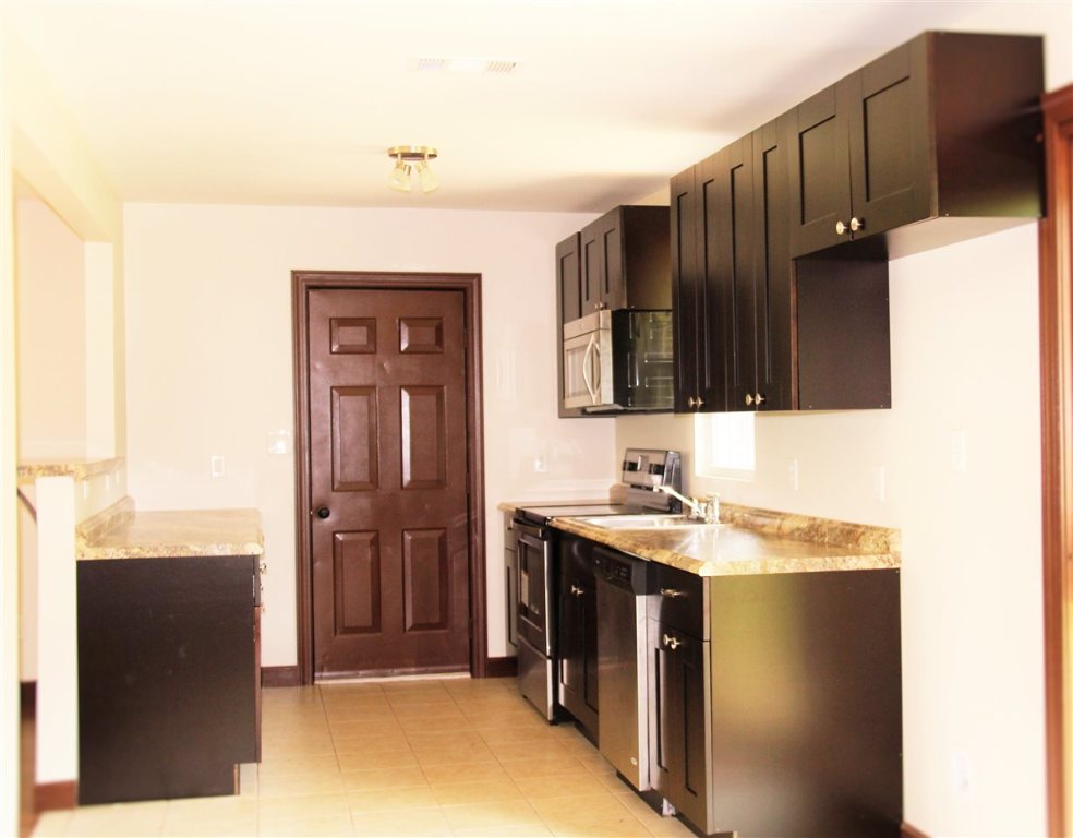 207 Ramsey Anderson, SC 29621 - Photo 5 of 22 Gallery Image 5