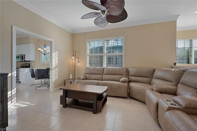 $625,000 | 642 Vintage Reserve Circle, Unit 3D, Naples, FL 34119