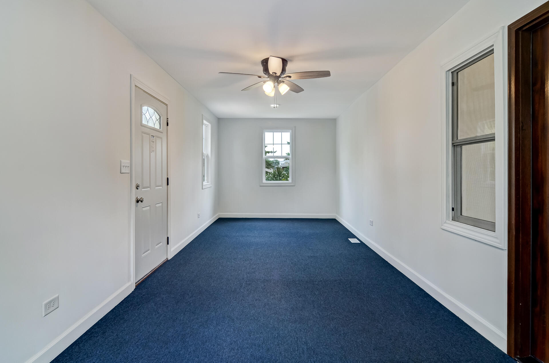 246 142nd Street Hammond, IN 46327 - Photo 7 of 30 a view of an empty room with a window
