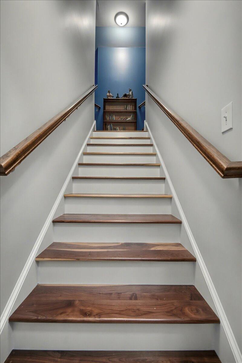 3687 Princess Pond Road Summerton, SC 29148 - Photo 45 of 80 Stairs
