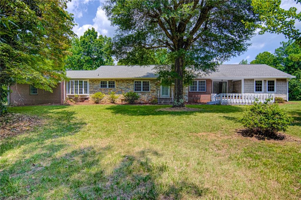8495 Reynolda Road Pfafftown, NC 27040 - Photo 1 of 37 Gallery Image 1