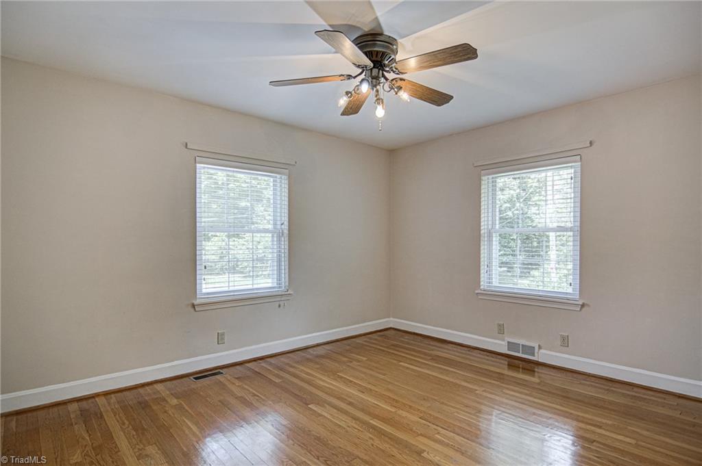 8495 Reynolda Road Pfafftown, NC 27040 - Photo 27 of 37 Gallery Image 27