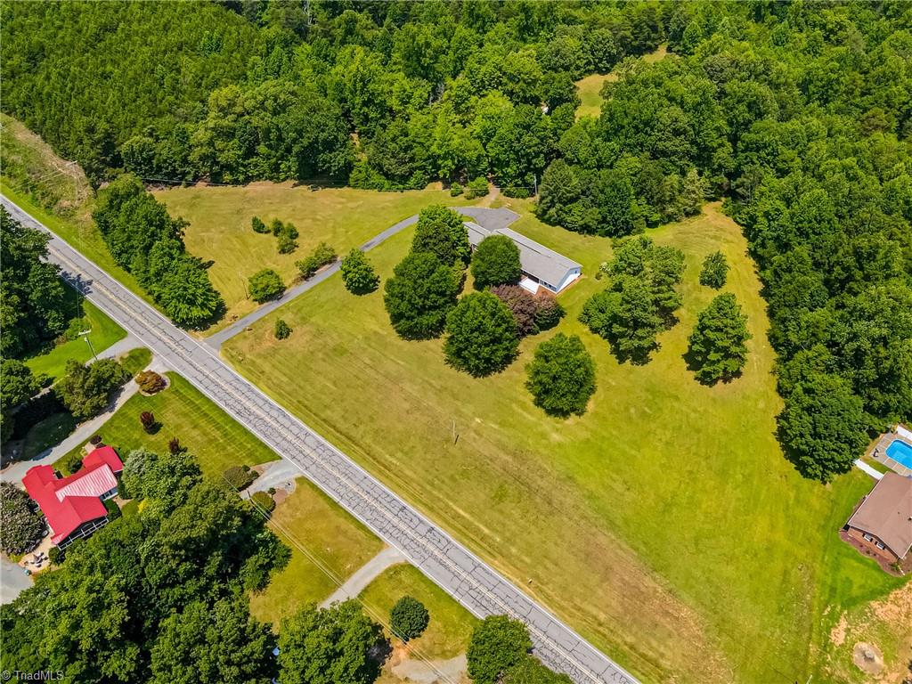 8495 Reynolda Road Pfafftown, NC 27040 - Photo 36 of 37 Gallery Image 36