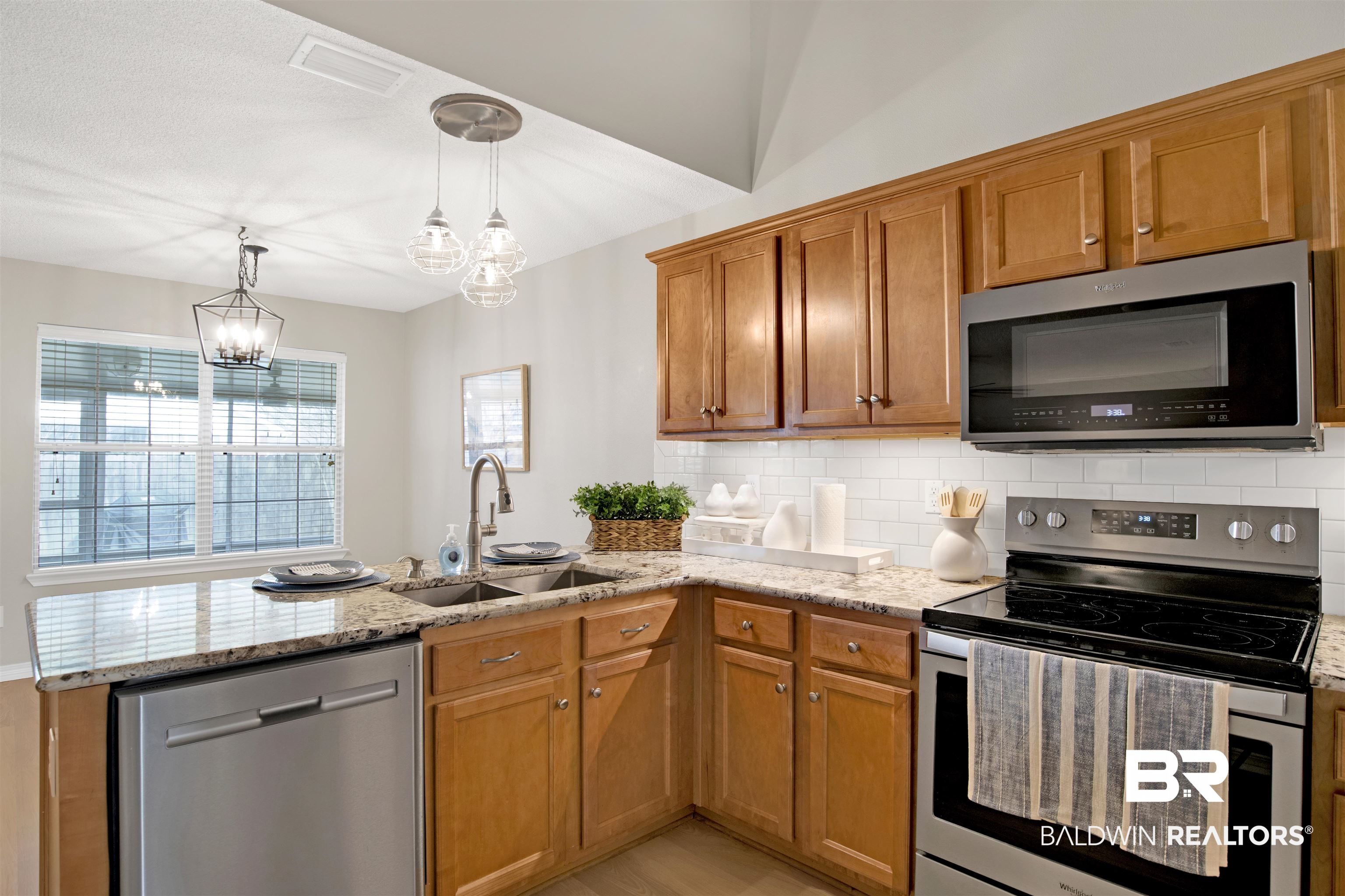 2701 Hampton Park Circle Foley, AL 36535 - Photo 10 of 44
