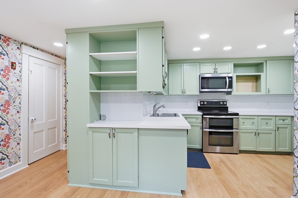 384 Pearl Hill Road Fitchburg, MA 01420 - Photo 12 of 41