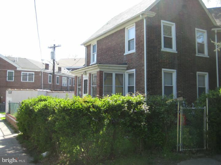 Exterior Side