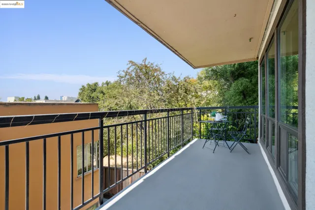 $599,000 | 325 Vernon Street, Unit 103, Oakland, CA 94610